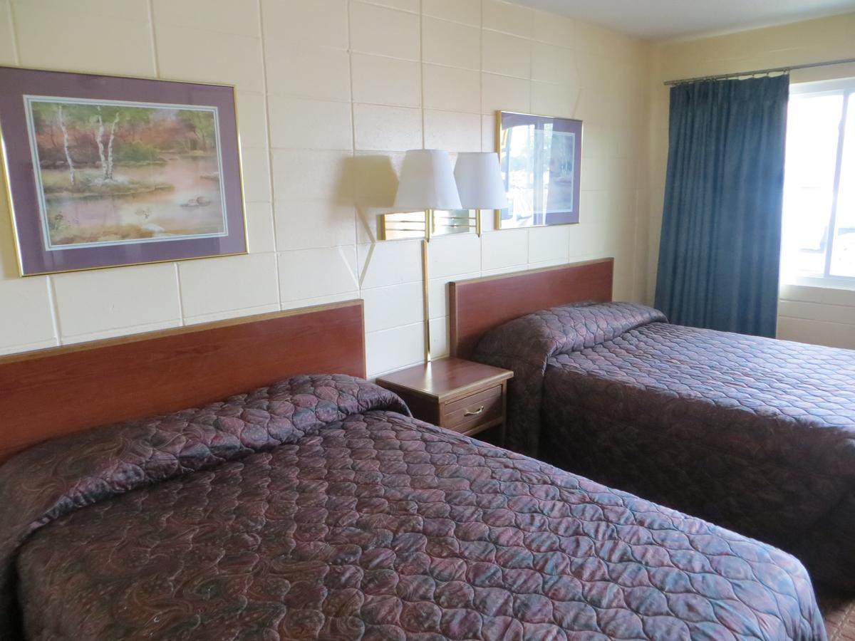 Deluxe Inn/Extended Stay - Council Bluffs Carter Lake Экстерьер фото